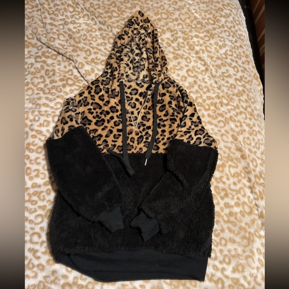 Black & Leopard Fleece Hoodie - Picture 1 of 1